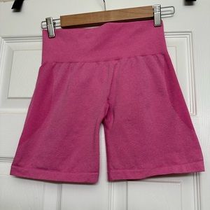 🩷 NVGTN Bubble Gum Pink Contour Seamless Shorts